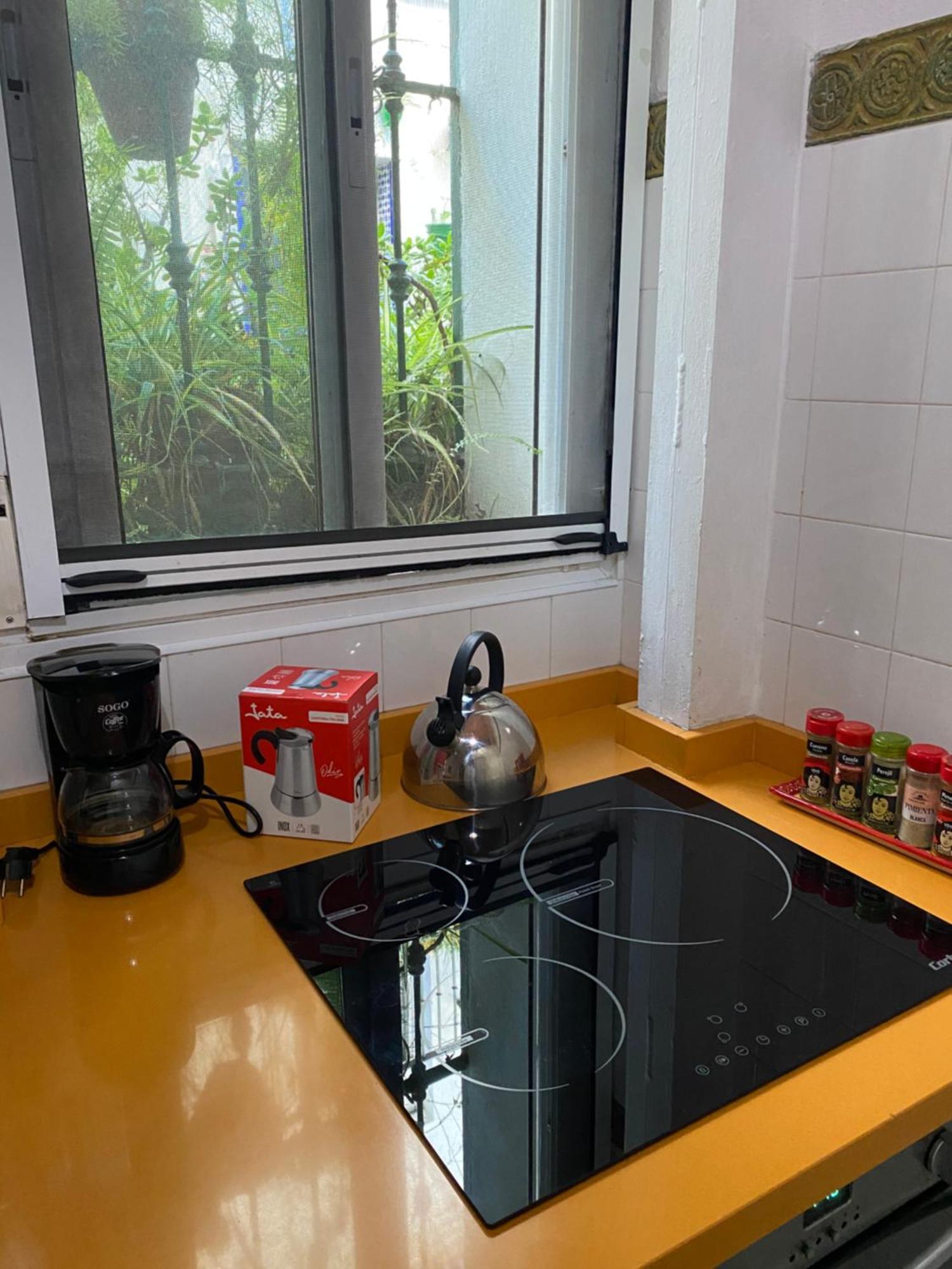 Charming House In Triana,best View From Patio Séville